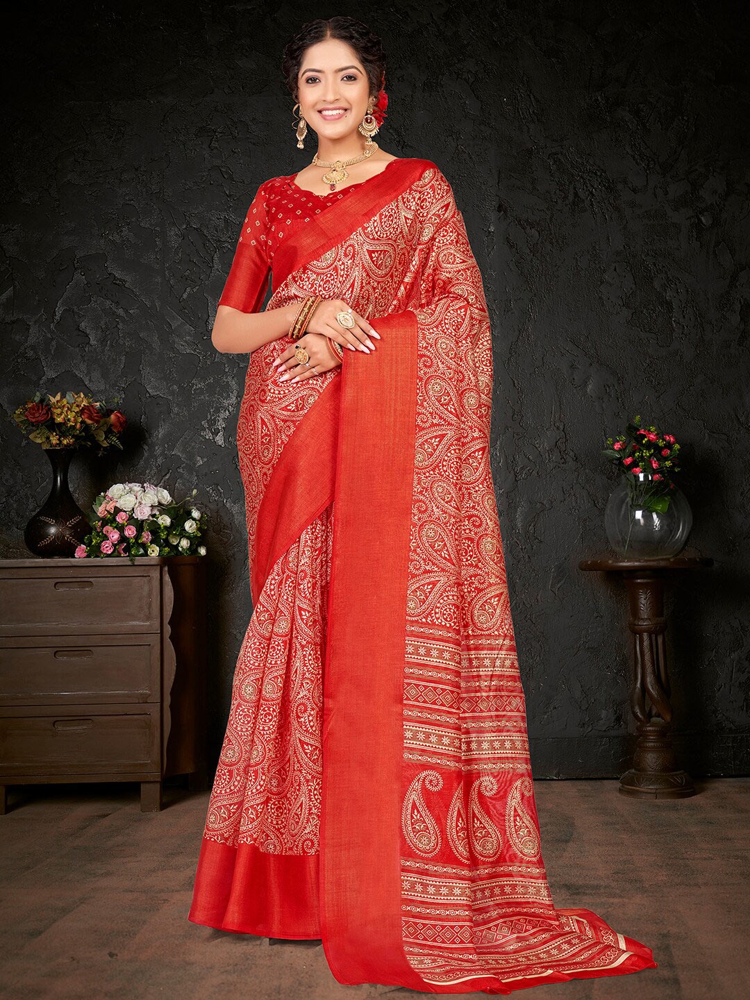

KALINI Ethnic Motifs Printed Zari Sungudi Saree, Red