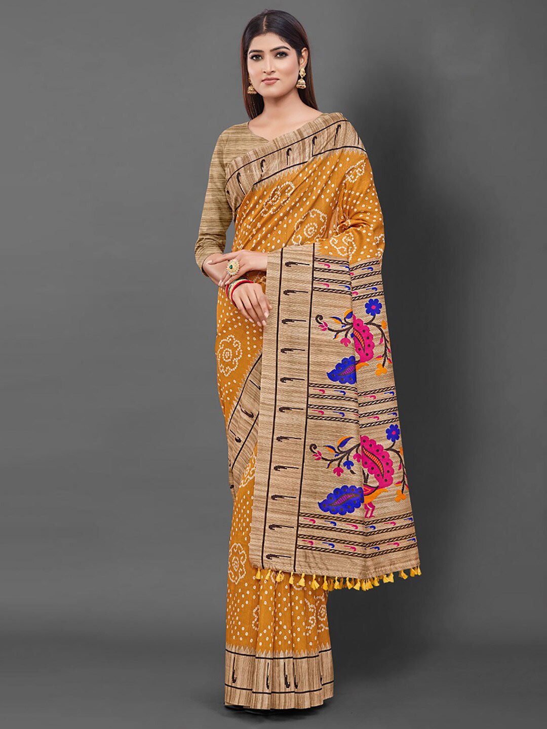 

KALINI Bandhani Printed Saree, Yellow