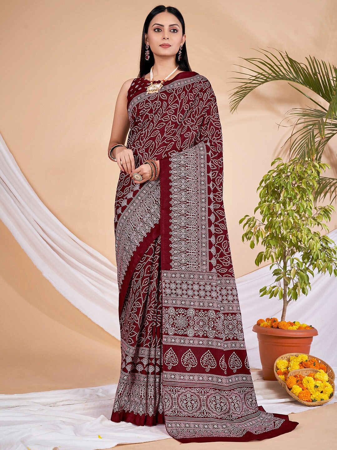

KALINI Bandhani Printed Art Silk Bandhani Saree, Maroon