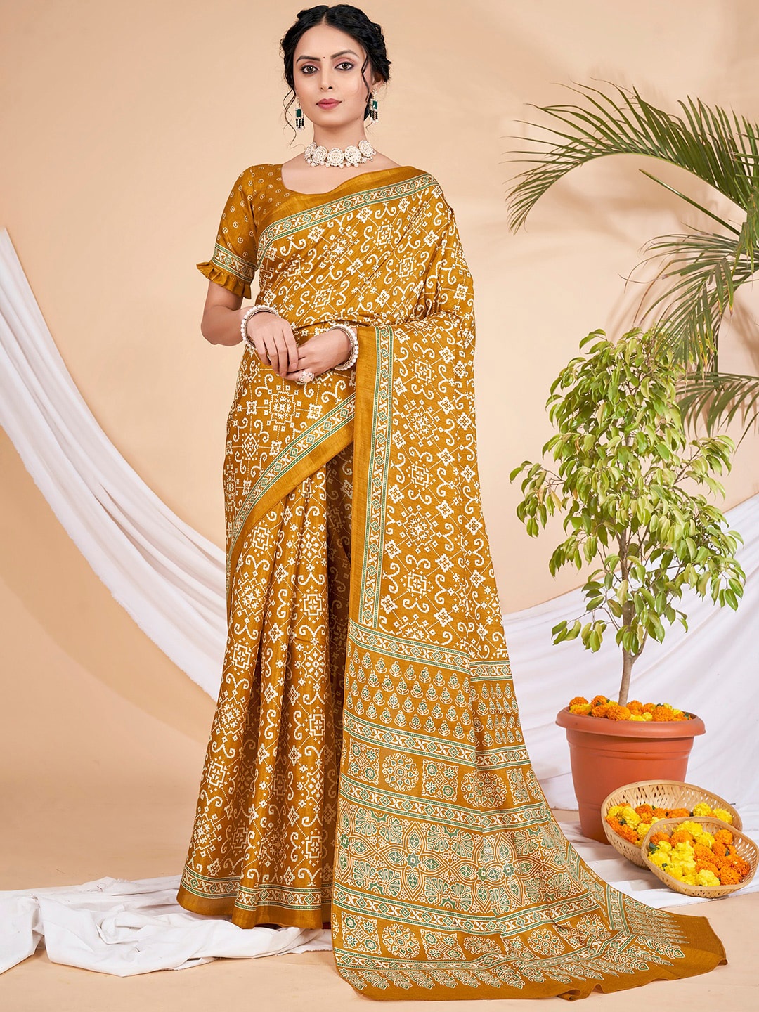 

KALINI Ethnic Motifs Printed Saree, Mustard