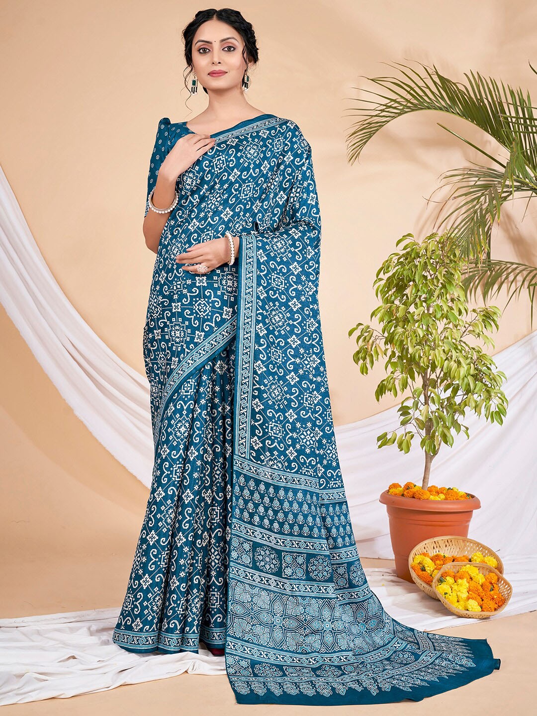 

KALINI Ethnic Motifs Printed Art Silk Block Print Saree, Teal