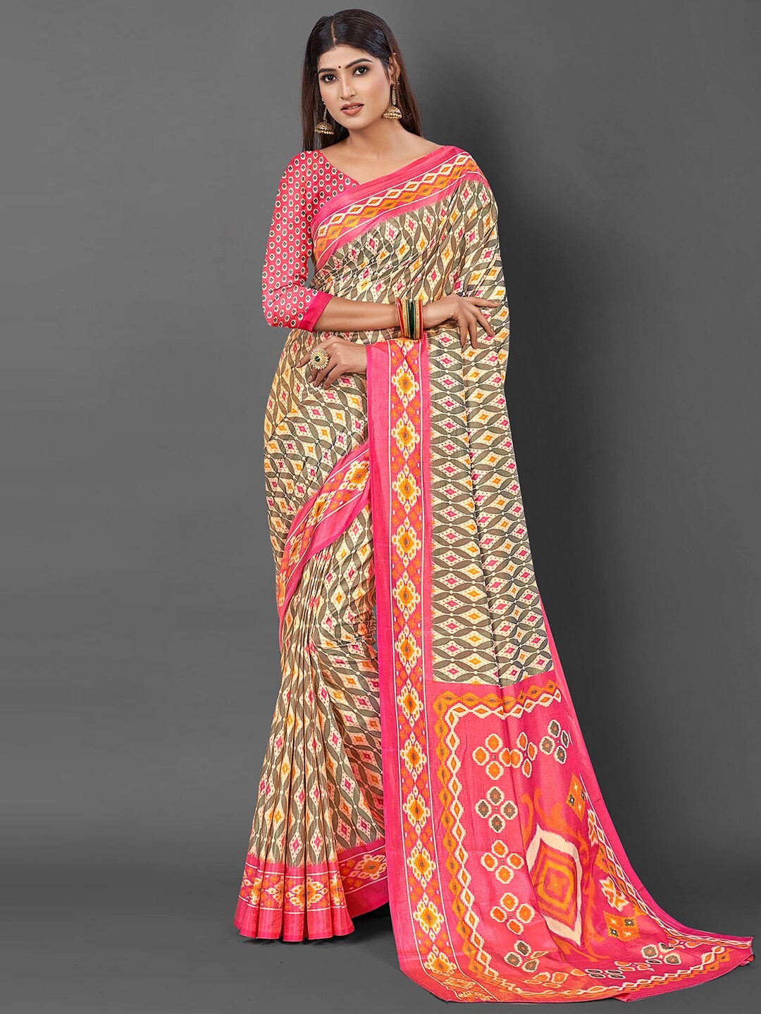 

KALINI Silk Blend Bagru Saree, Grey