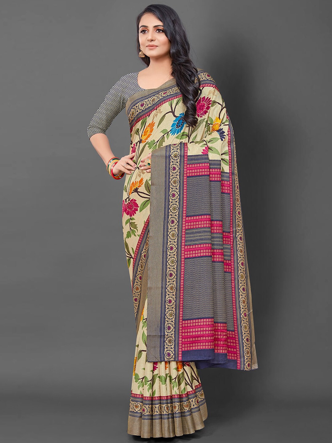 

KALINI Floral Printed Festive Saree, Cream