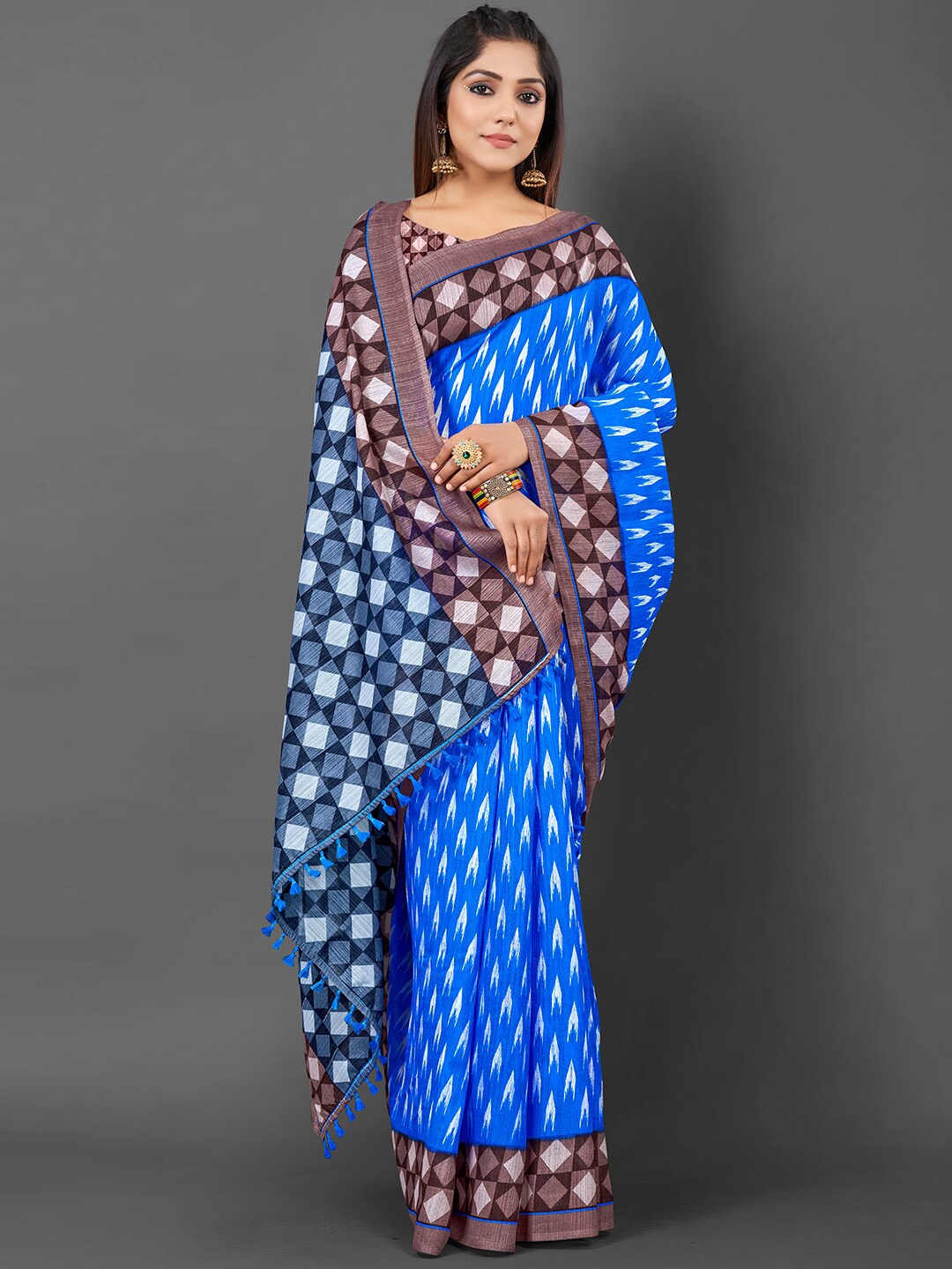 

KALINI Geometric Printed Saree, Blue