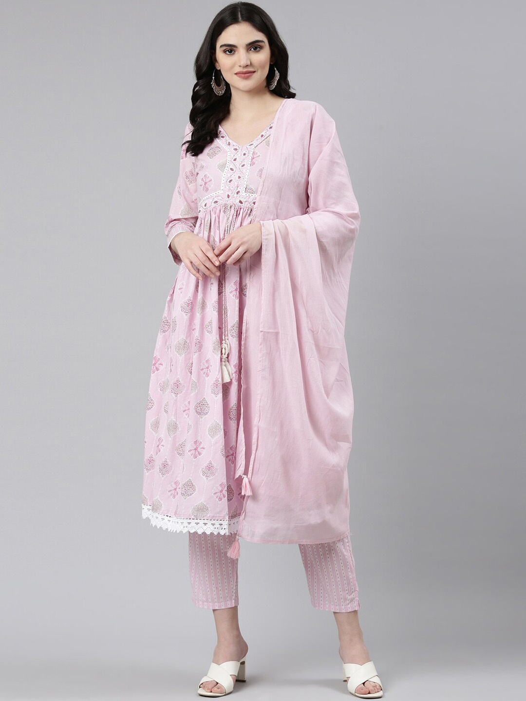 

Neerus Ethnic Motifs Printed Sequinned Pure Cotton Kurta With Trousers & Dupatta, Pink