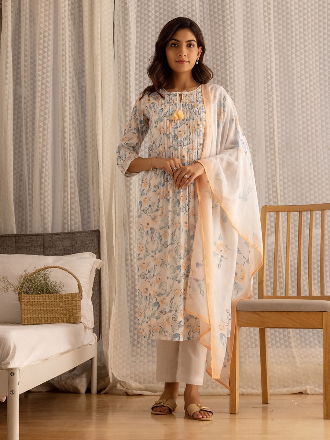 

Ishin Off White Floral Printed Pleated Linen Straight Kurta With Trousers & Dupatta