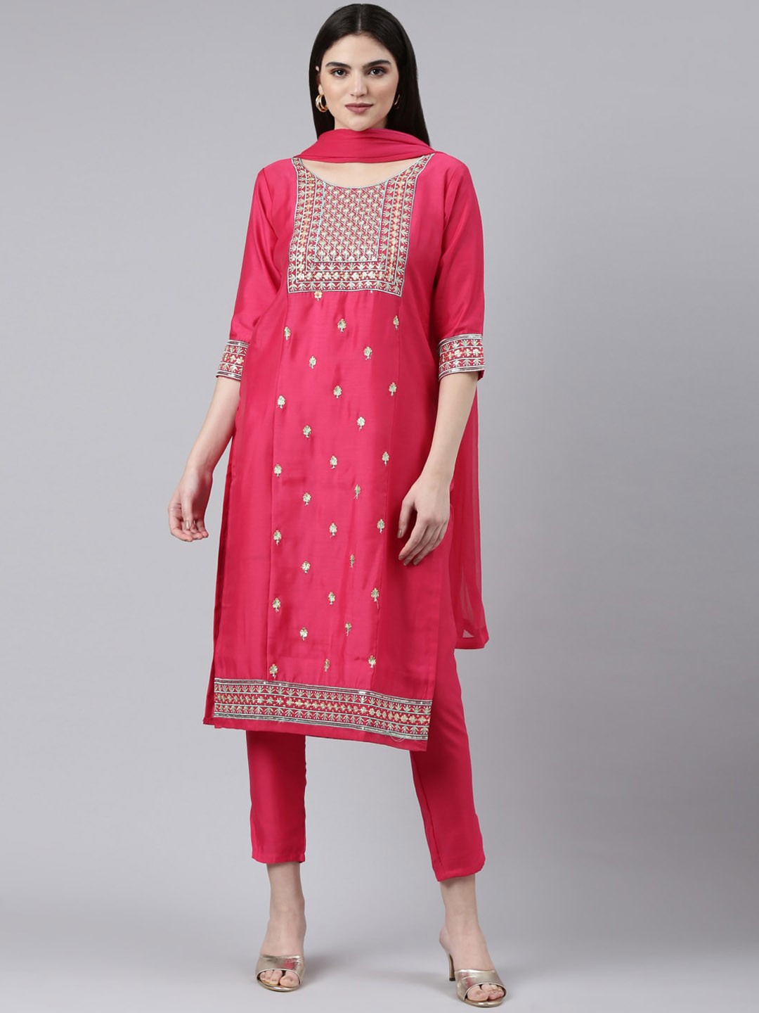 

GOLDSTROMS Women Floral Embroidered Chanderi Silk Kurta With Trousers & Dupatta, Fuchsia