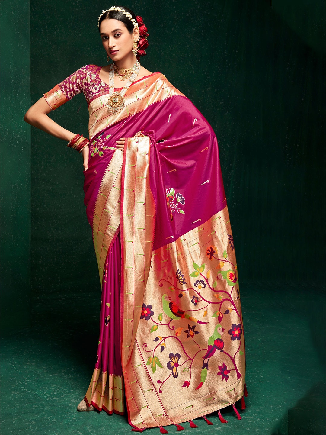 

SHANGRILA Floral Printed Zari Pure Silk Paithani Saree, Purple