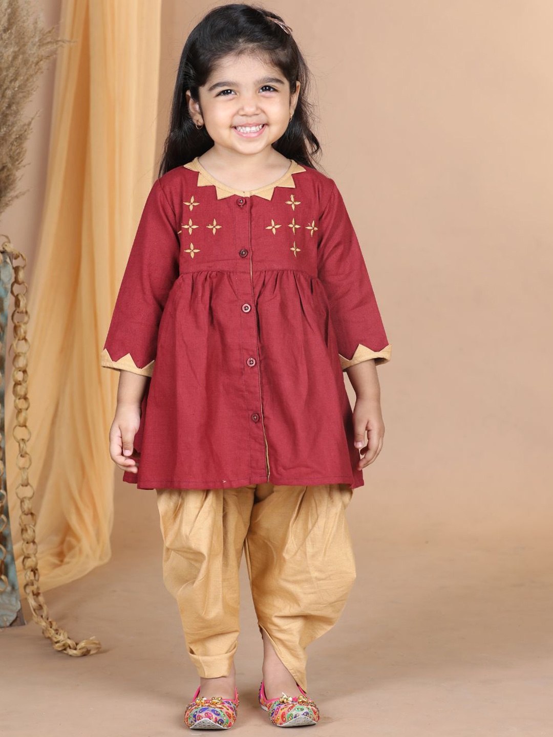 

BAESD Girls Ethnic Motifs Yoke Design Empire Pure Cotton Kurta with Dhoti Pants, Maroon