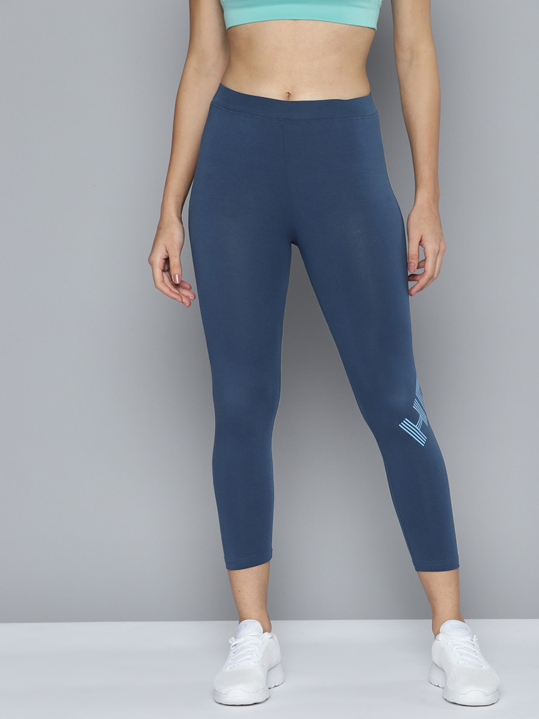 

HRX by Hrithik Roshan Women Slim-Fit Lifestyle Tights, Teal