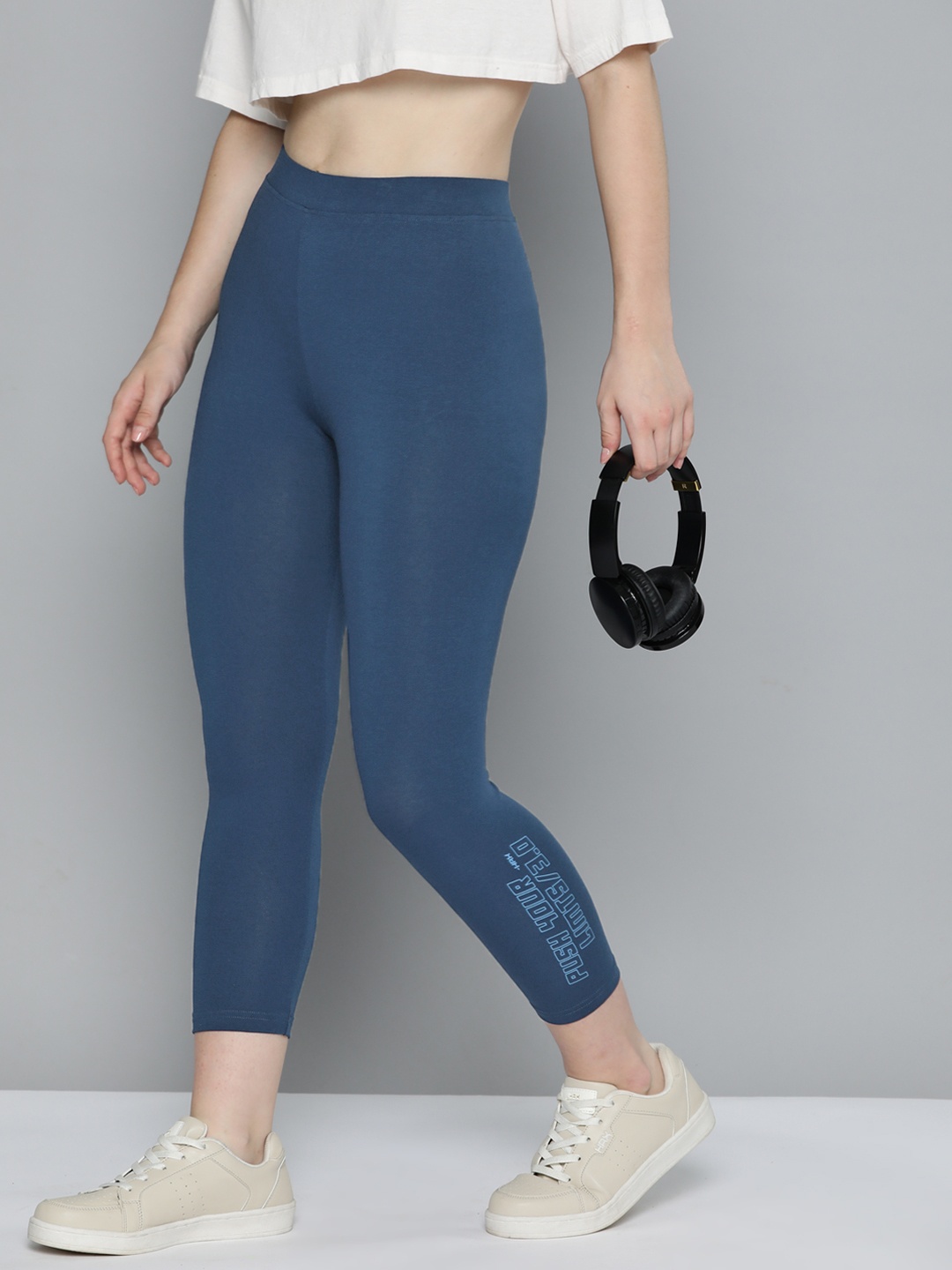 

HRX by Hrithik Roshan Women Slim Fit Lifestyle Tights, Blue