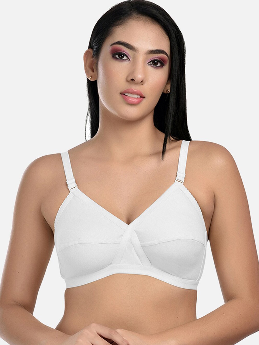 

StyFun Dry-Fit Non Padded Cut & Sew Non Wired Full Coverage Cotton Everyday Bra, White