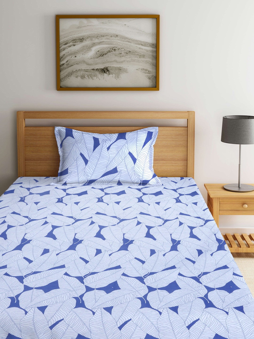 

Arrabi Blue & White Floral 300 TC Fitted Single Bedsheet with 1 Pillow Cover