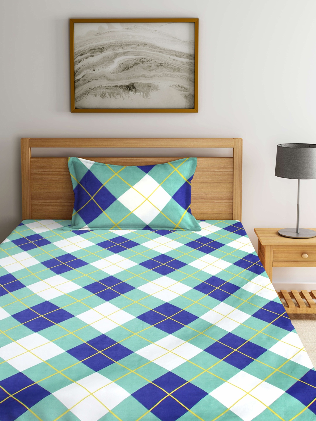 

Arrabi Green & White Geometric Fitted 300 TC Single Bedsheet With 1 Pillow Cover