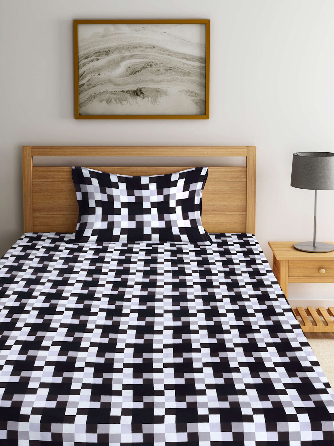 

Arrabi Black & White Geometric 300 TC Fitted Single Bedsheet With 1 Pillow Cover