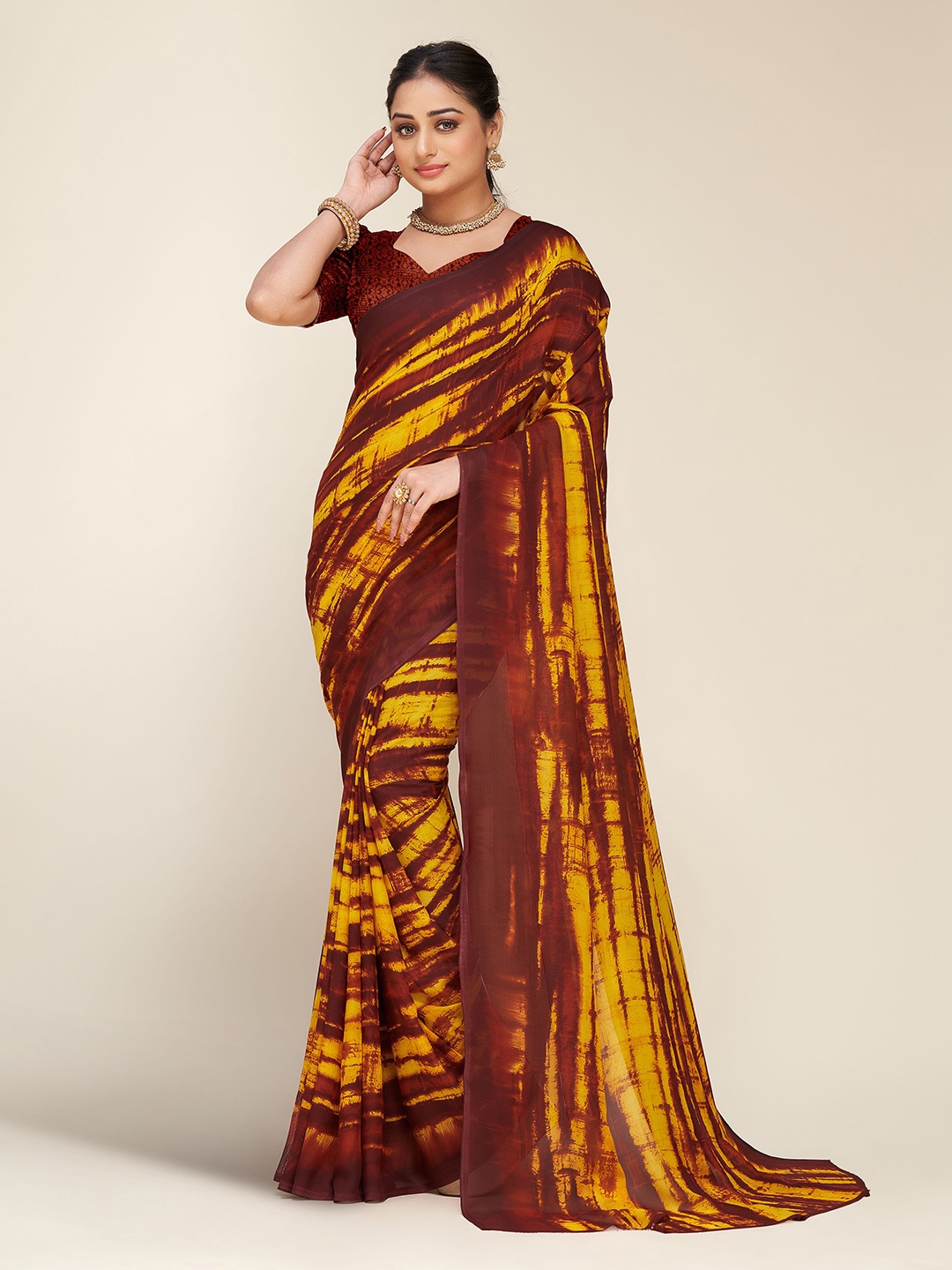 

Ambuja International Tie and Dye Pure Georgette Saree, Maroon