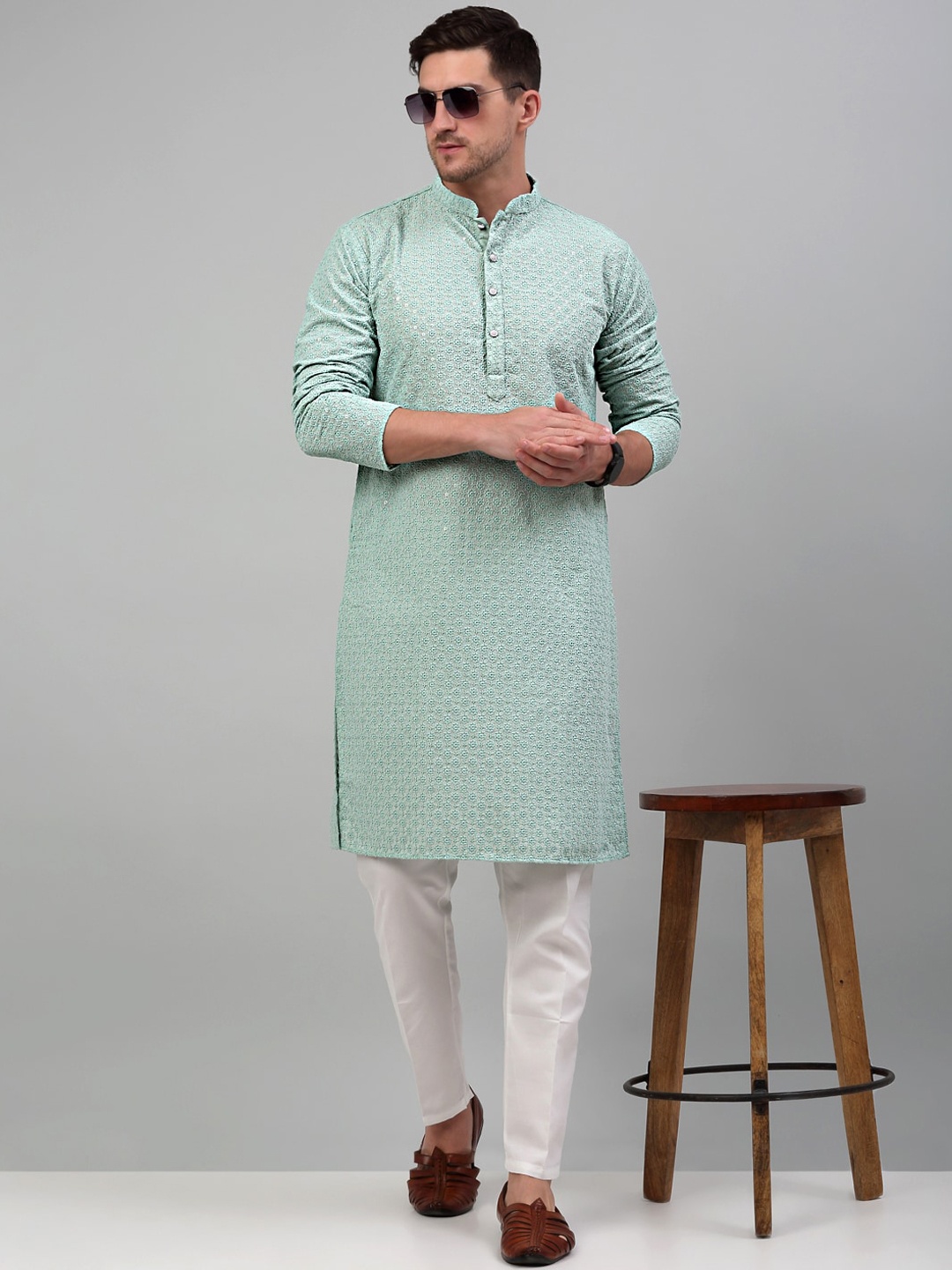 

Jompers Ethnic Motifs Sequined Embroidered Pure Cotton Kurta with Pyjamas, Green