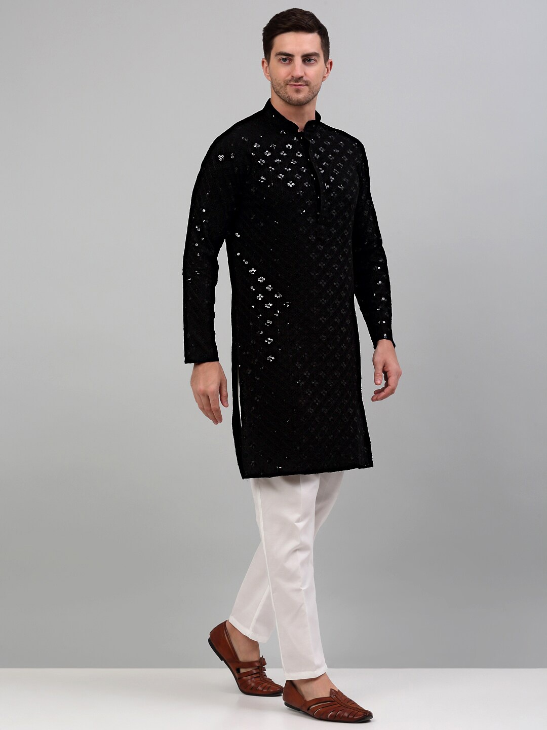 

Jompers Mandarin Collar Embroidered Chikankari Straight Kurta With Pyjamas, Black