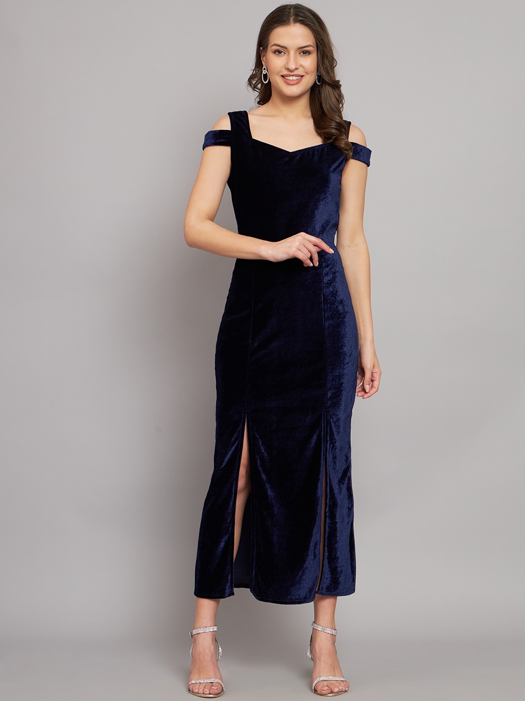 

VAARARO Cold-Shoulder Velvet Maxi Dress, Navy blue