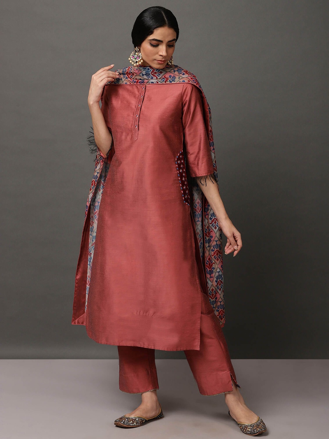 

NUHH Regular Kurta With Trousers & Dupatta, Pink