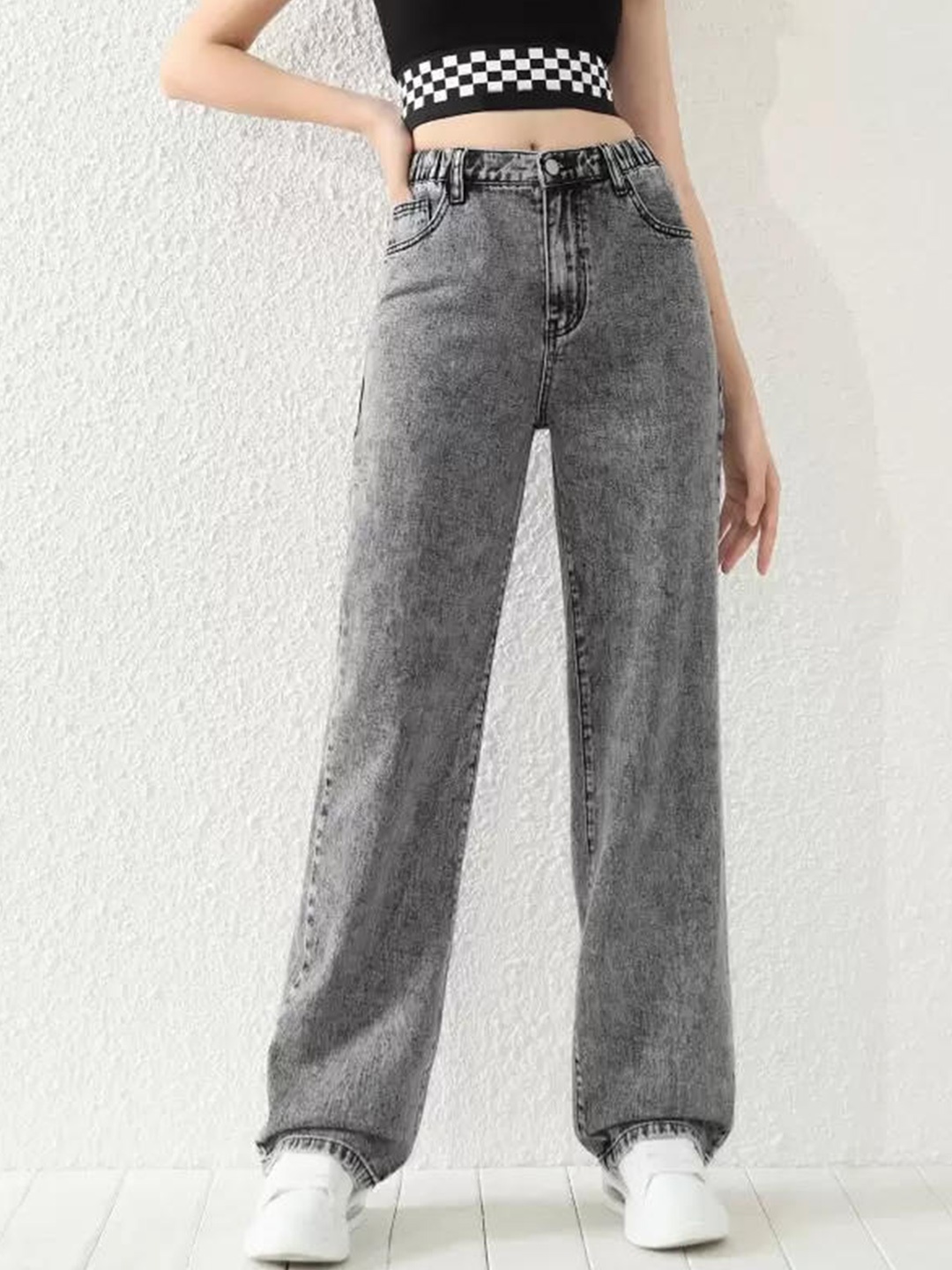 

BAESD Women Straight Fit Clean Look Heavy Fade Jeans, Grey
