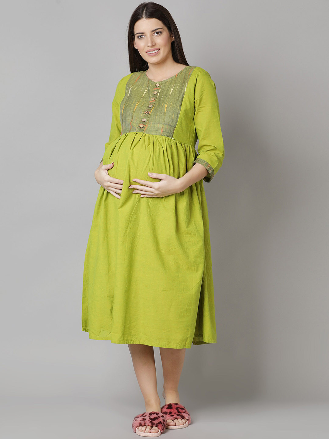 

Cot'N Soft Ikat Self Design Cotton A-Line Maternity Dress, Green