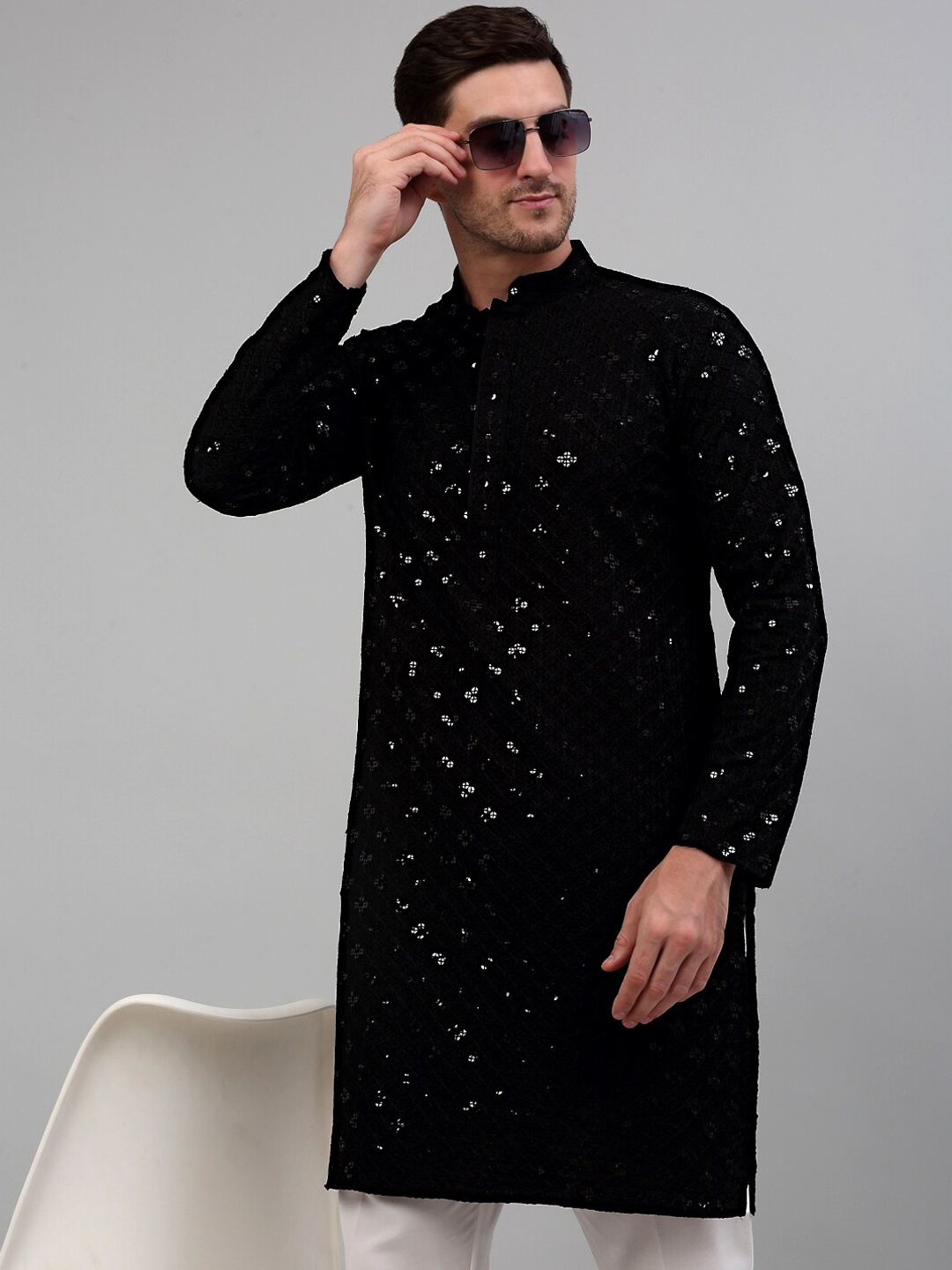 

Jompers Embroidered Mandarin Collar Sequins Kurta, Black
