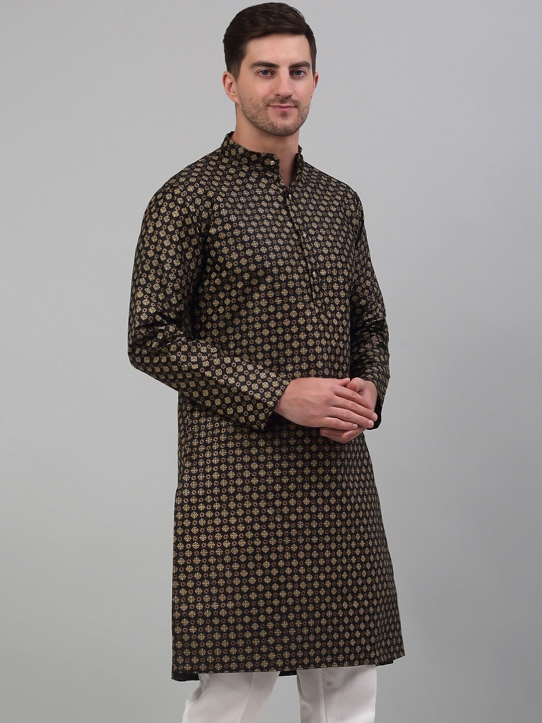 

Jompers Ethnic Motifs Printed Mandarin Collar Kurta, Black