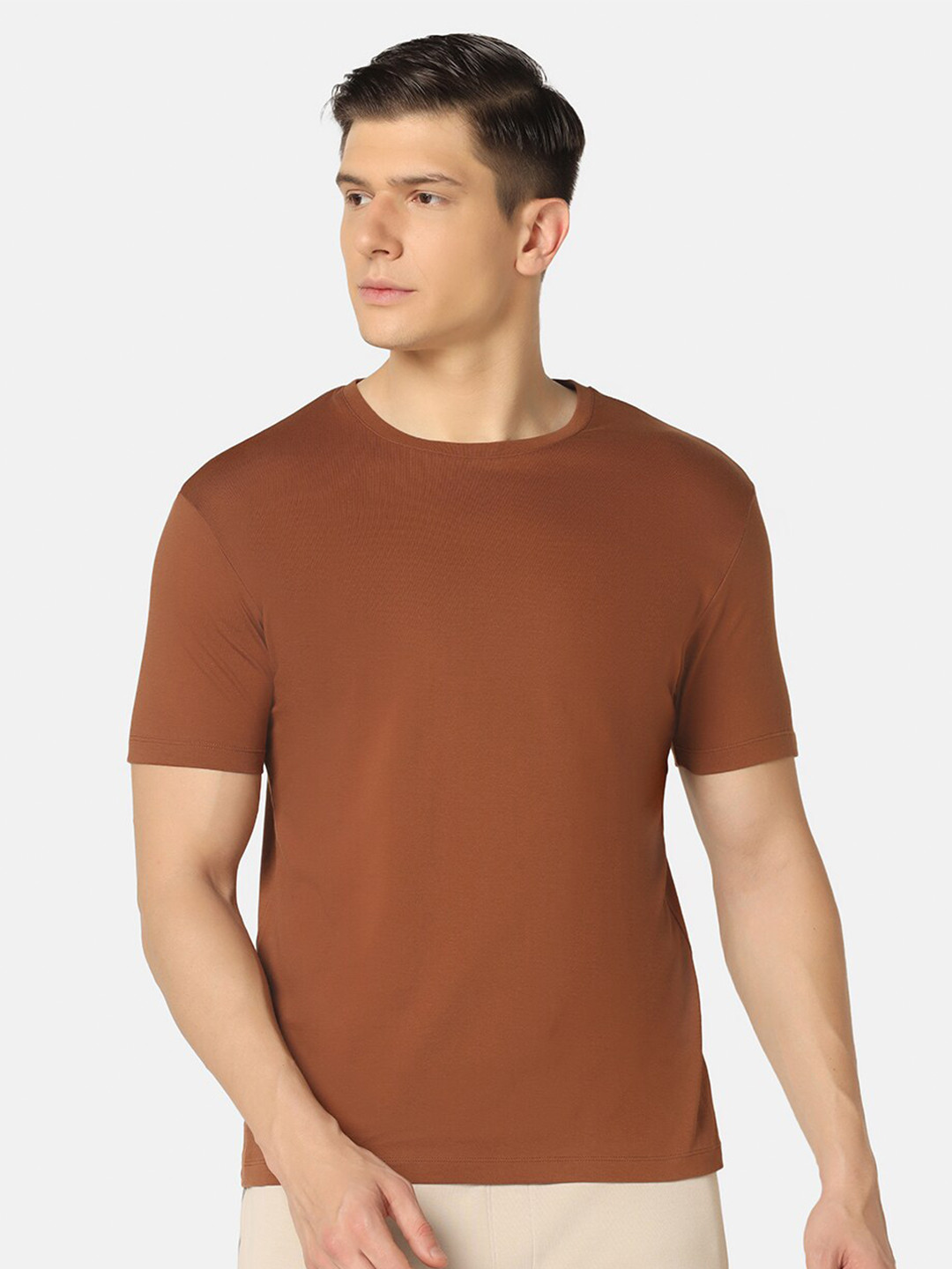 

Blackberrys Round Neck Slim Fit Cotton T-Shirt, Brown