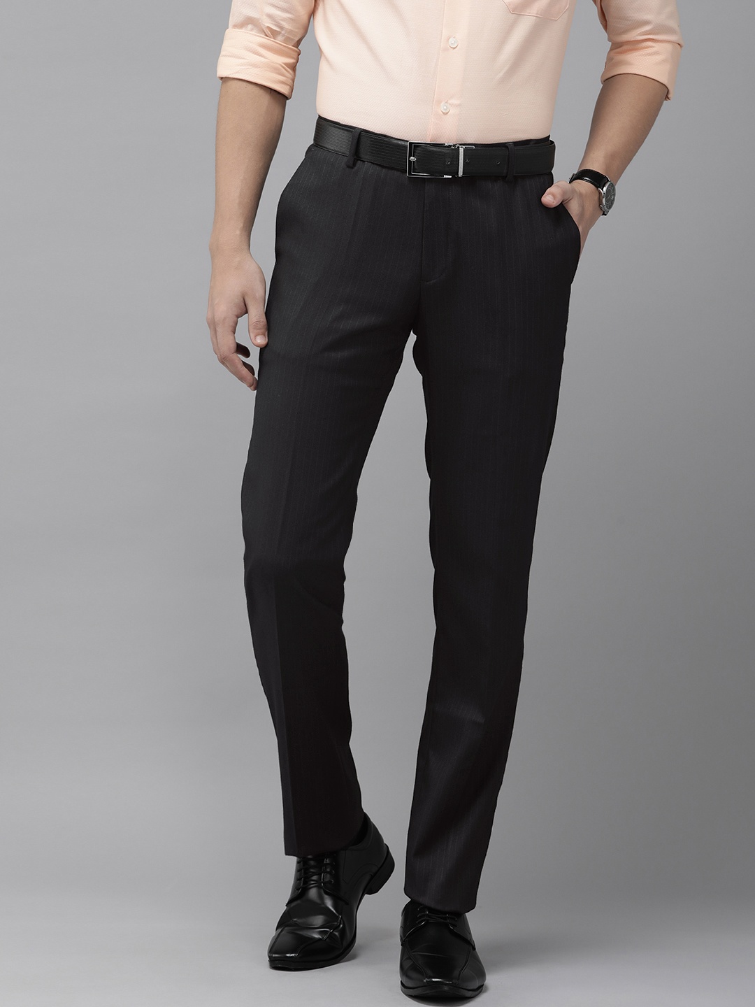 

Arrow Men Tailored Regular Fit Mid-Rise Striped Plain Woven Flat-Front Formal Trousers, Black