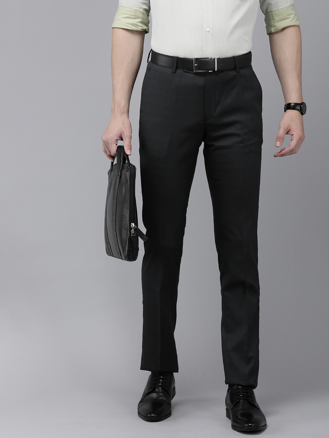 

Arrow Men Hudson Tailored Fit Formal Trousers, Navy blue