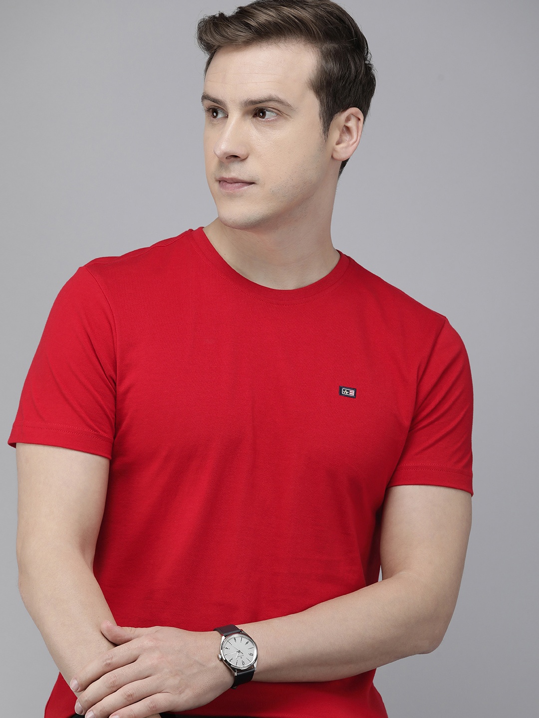 

Arrow Solid Round Neck Regular Fit Pure Cotton T-shirt, Red