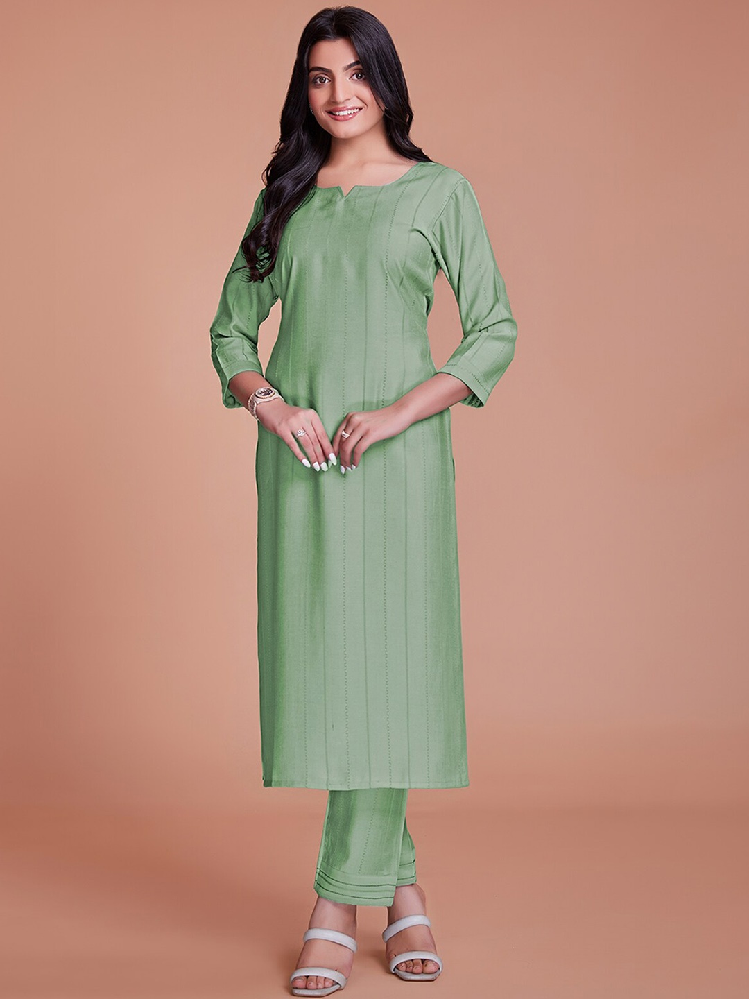 

ODETTE Striped Notched Neck Kurta With Trousers, Green