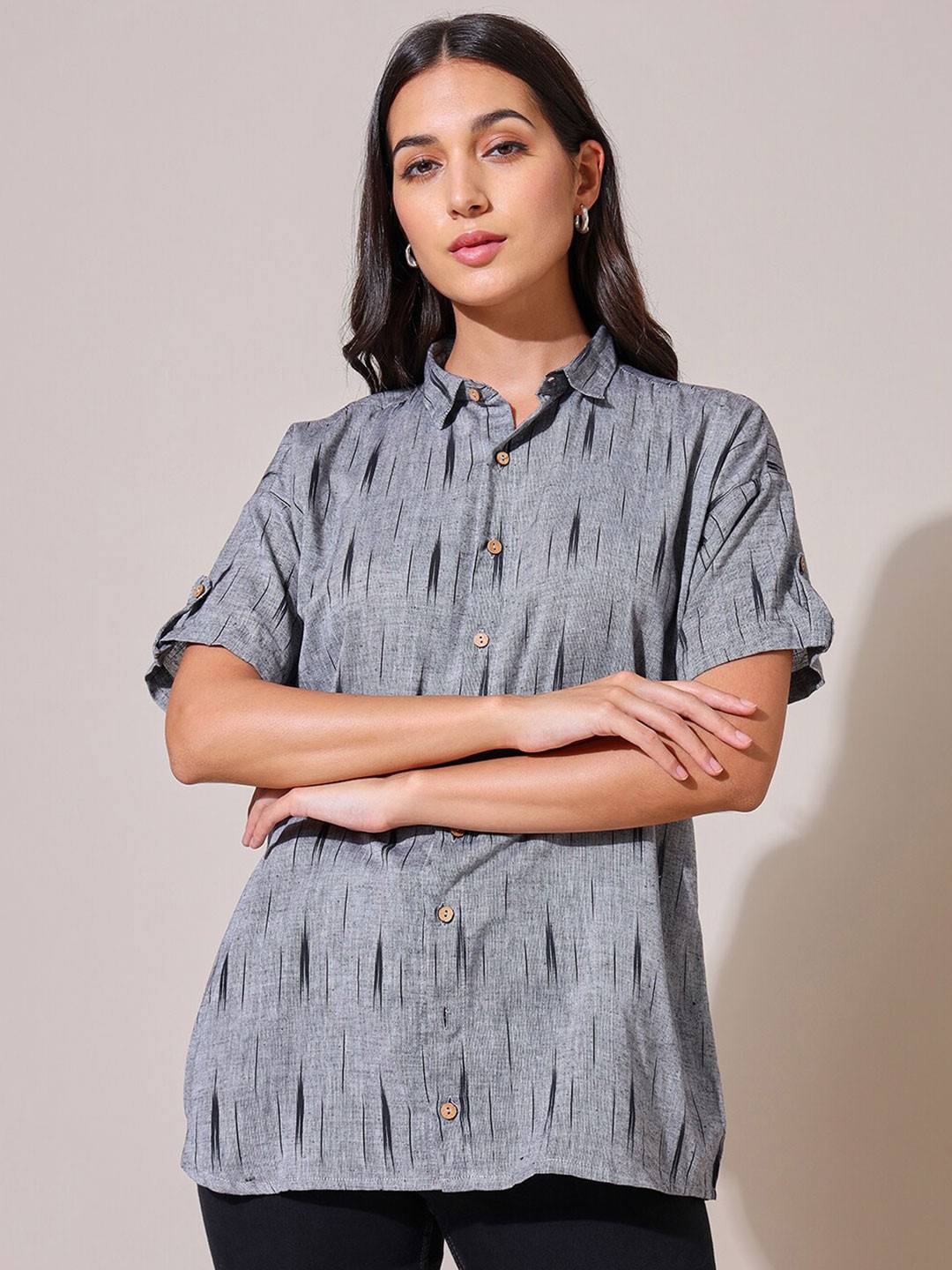 

Saaki Ikat Printed Cotton Casual Shirt, Grey