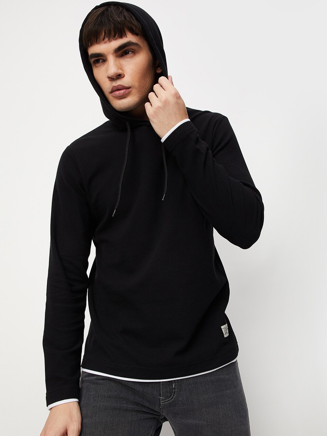 

max Hooded Regular Fit T-shirt, Black