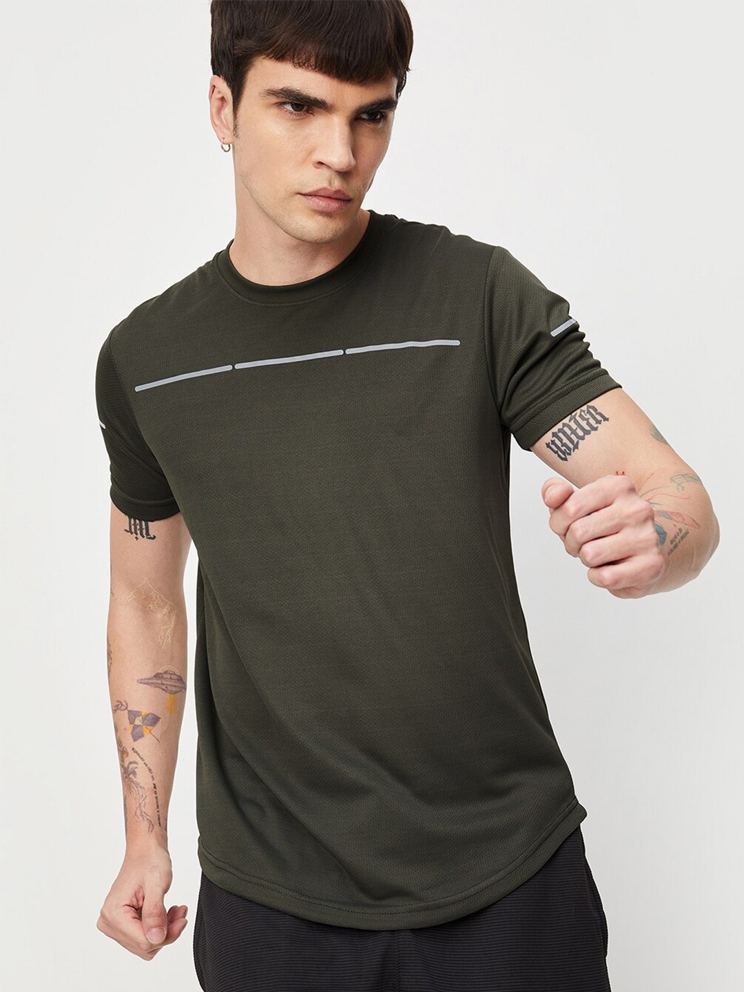 

max Knitted Regular-Fit T-shirt, Olive