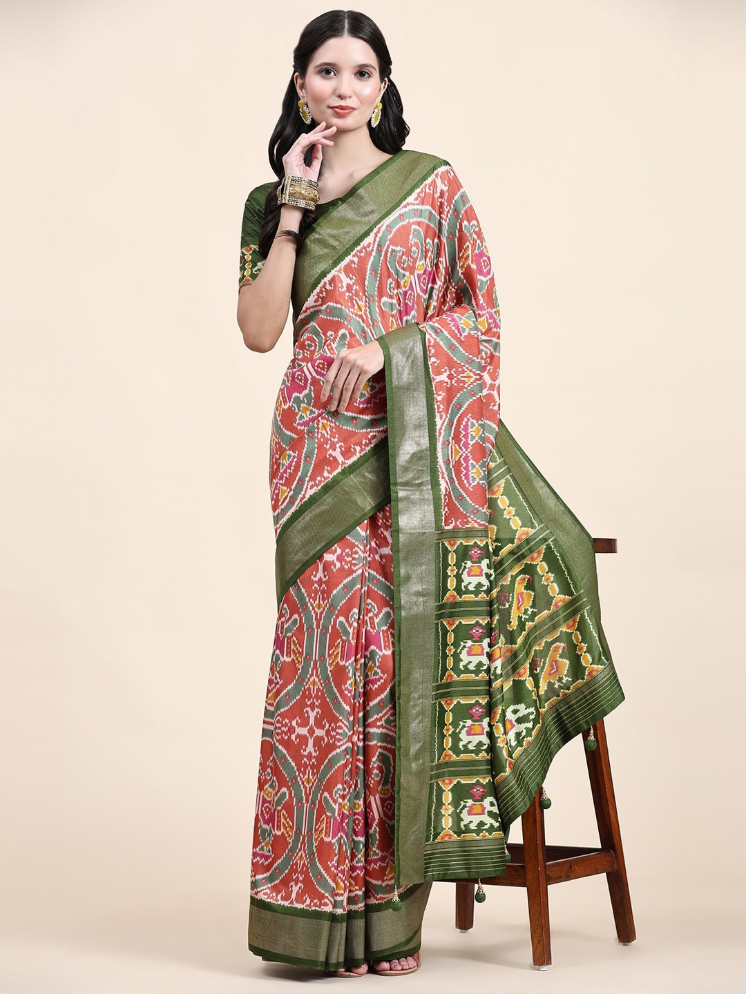 

Phenav Ethnic Motifs Printed Zari Patola Saree, Red