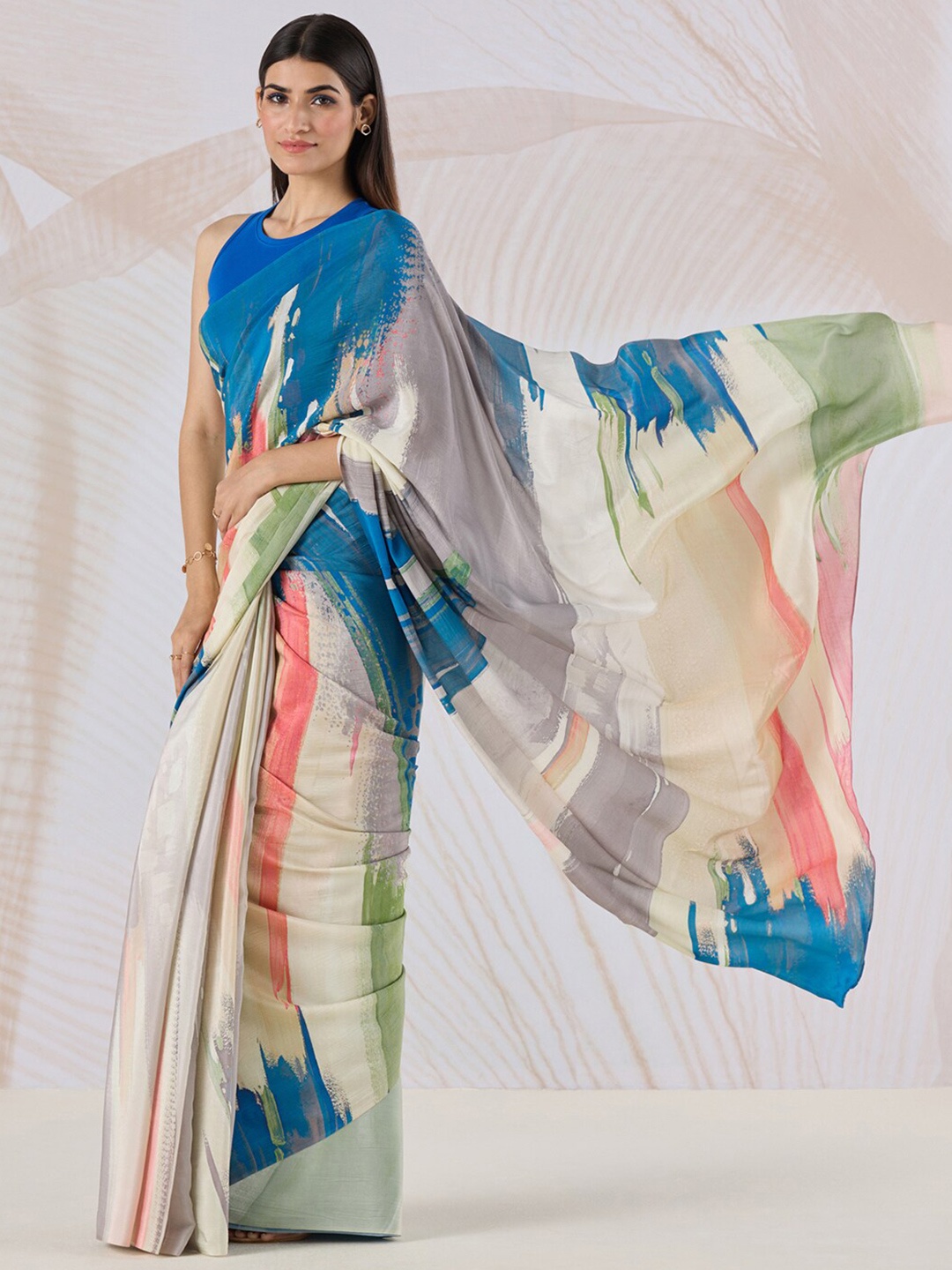 

navyasa by liva Abstract Printed Liva Saree, Grey