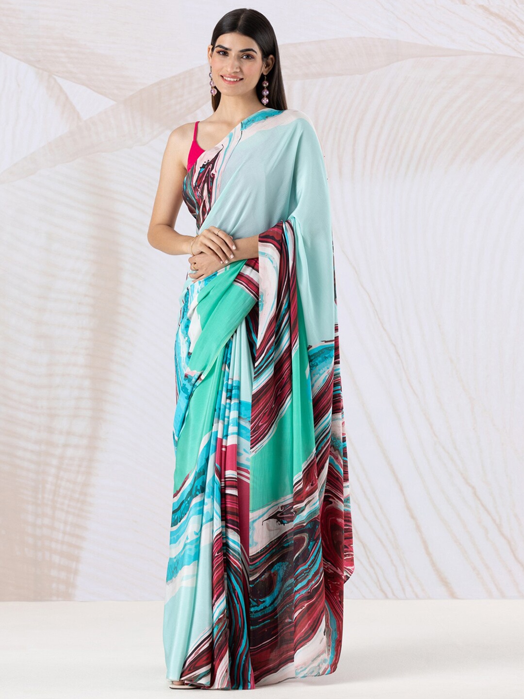 

navyasa by liva Abstract Printed Saree, Blue