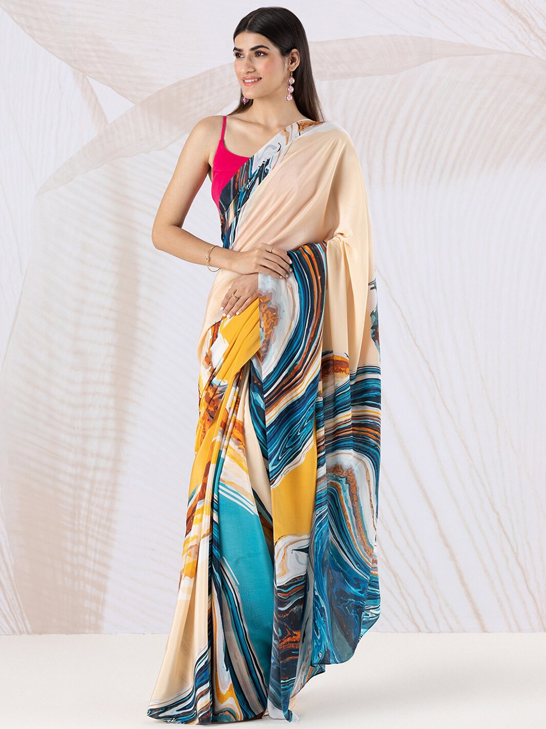 

navyasa by liva Abstract Printed Liva Saree, Yellow