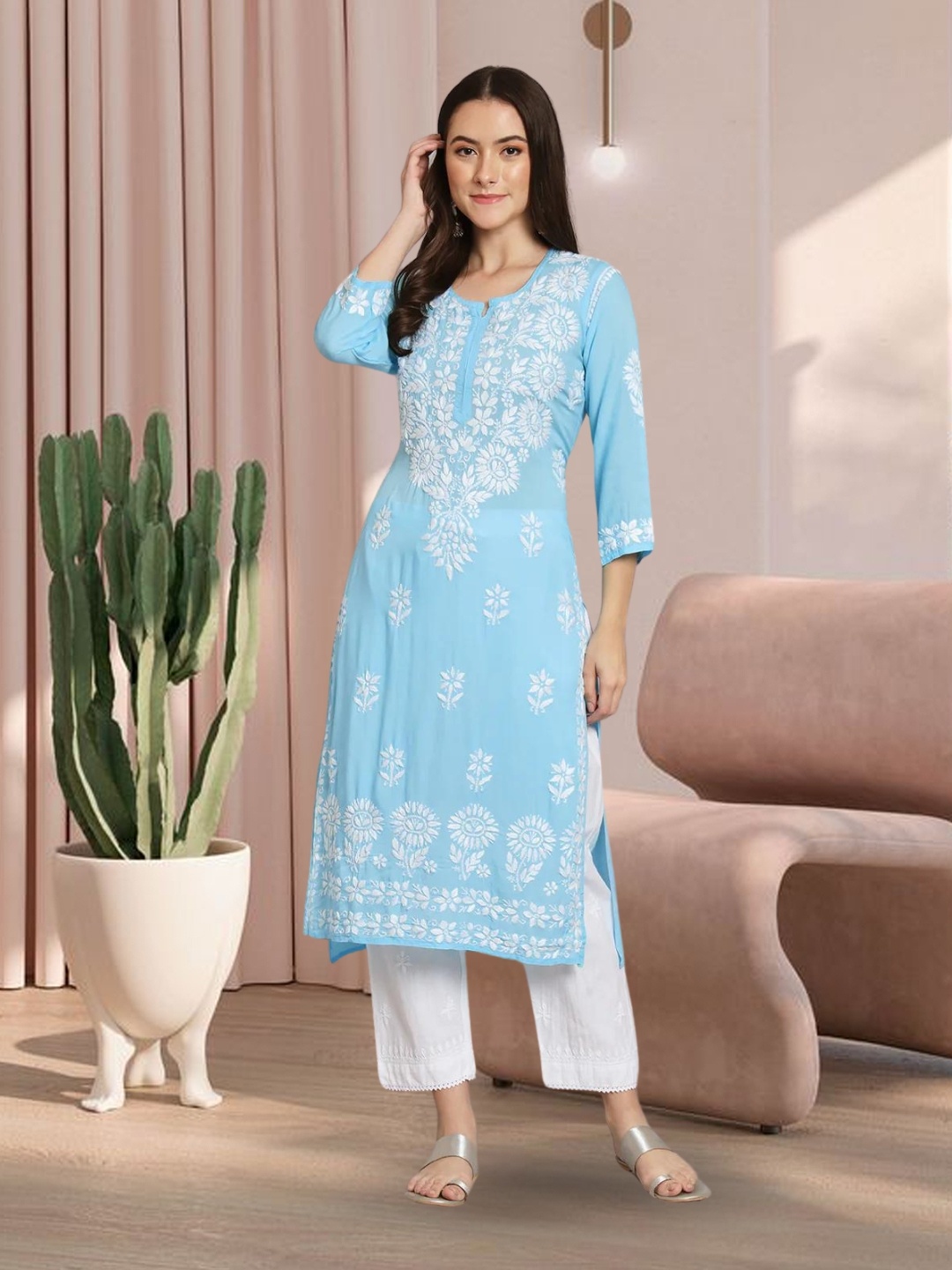

PARAMOUNT CHIKAN Women Embroidered Lucknowi Chikankari Modal Kurta, Blue