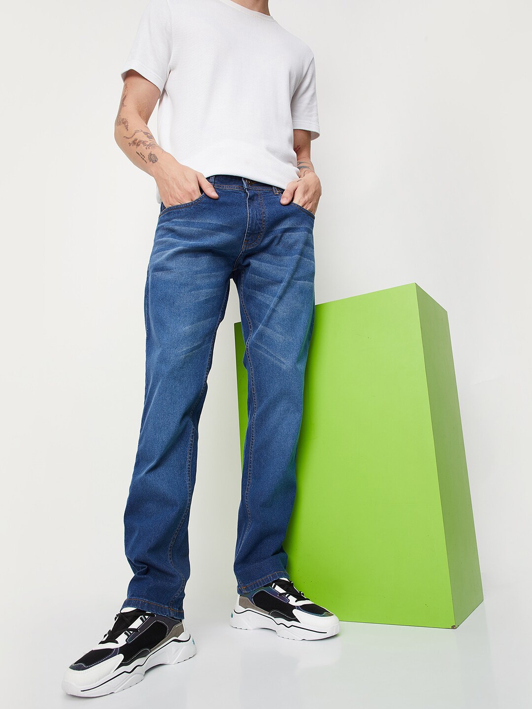 

max Men Clean Look Heavy Fade Stretchable Jeans, Blue