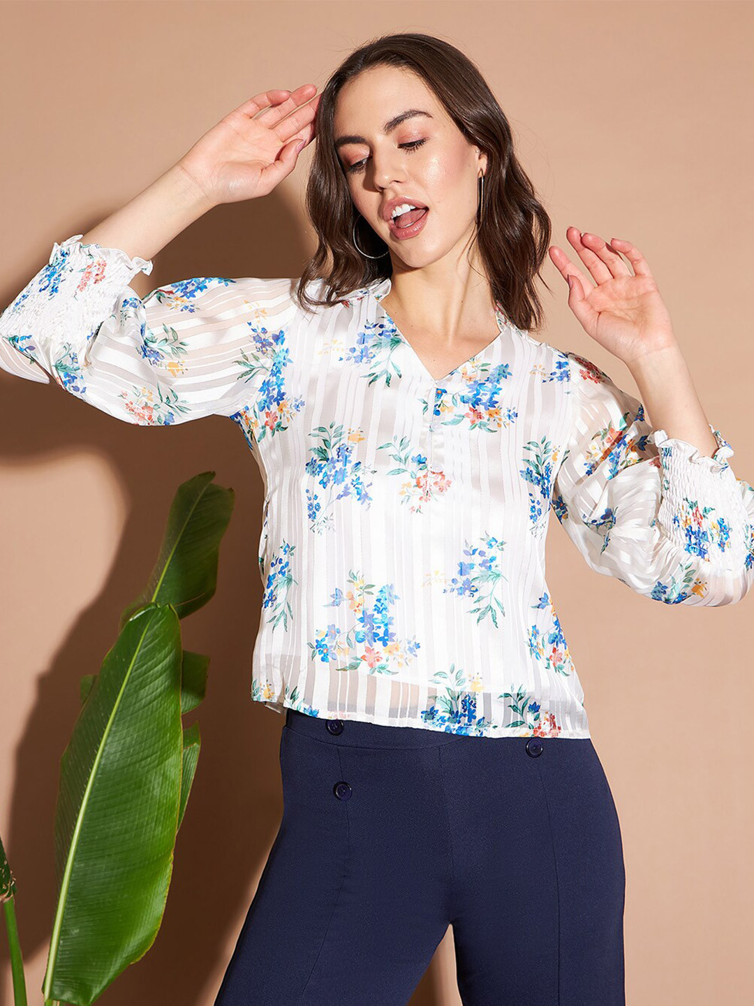 

Marie Claire Off White & Blue V-Neck Floral Printed Top