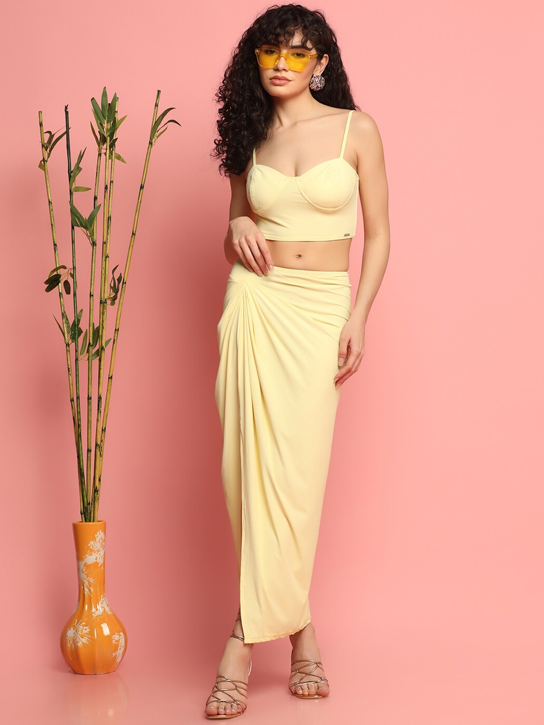 

Da Intimo Yellow Shoulder Straps Crop Top With Skirt