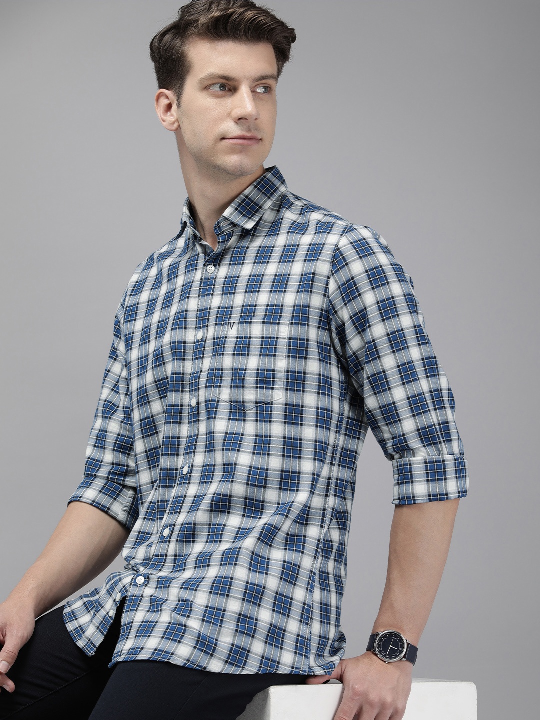 

Van Heusen Sport Slim Fit Checked Casual Pure Cotton Shirt, Blue