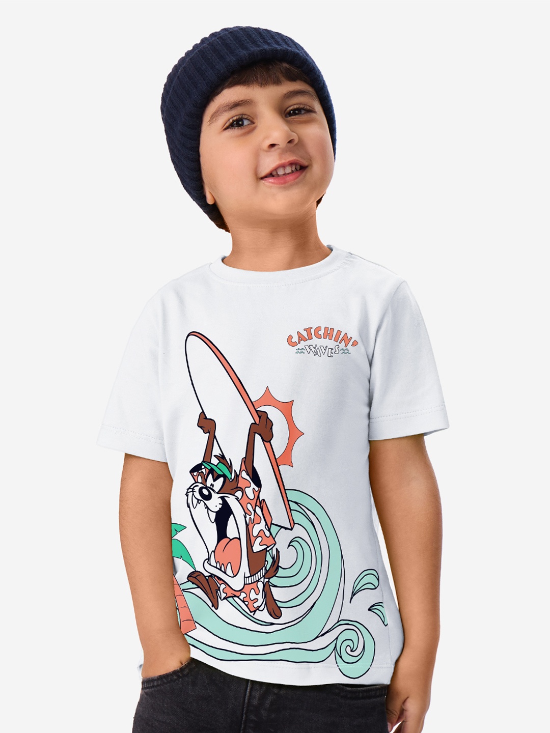 

The Souled Store Boys White & Green Looney Tunes Printed Cotton T-shirt