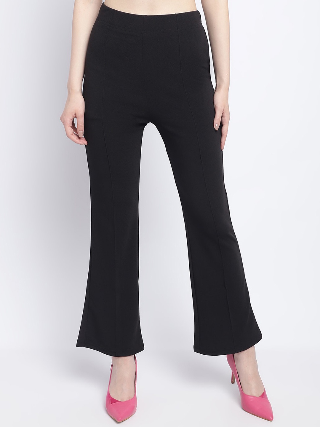 

Wuxi Women Relaxed Straight Leg Straight Fit Trousers, Black