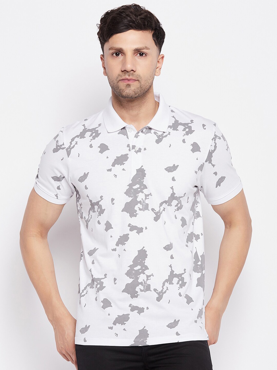 

WILD WEST Abstract Printed Polo Collar T-shirt, White
