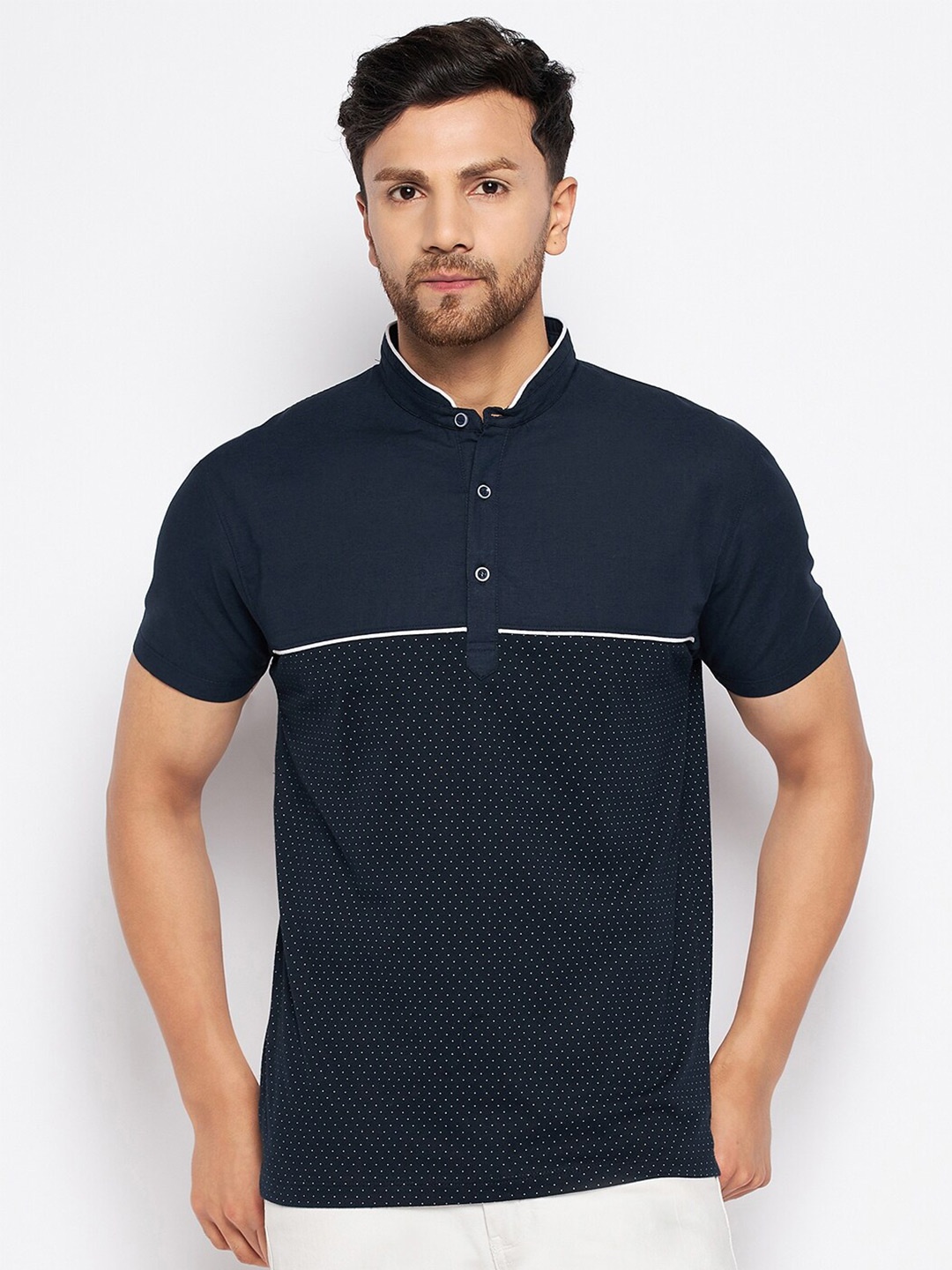 

WILD WEST Micro Or Ditsy Printed Mandarin Collar T-shirt, Navy blue