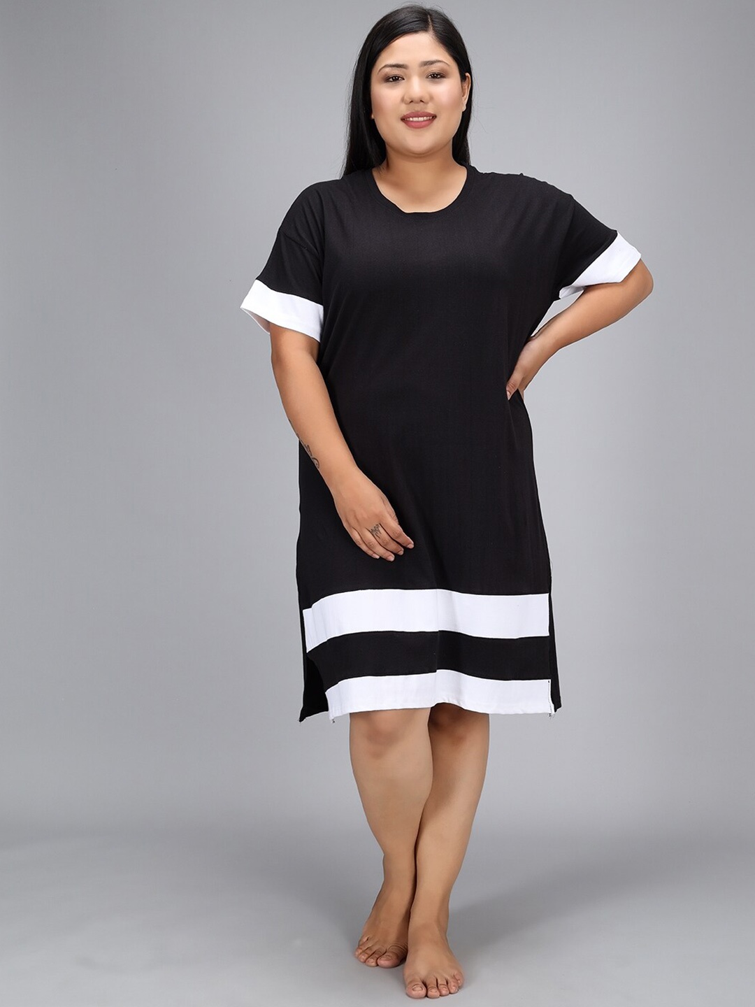 

Christy World Colourblocked Cotton T-shirt Nightdress, Black